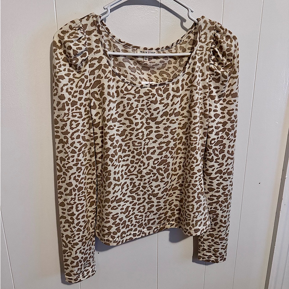 Main Strip Long Sleeve Top Women's Leopard Print